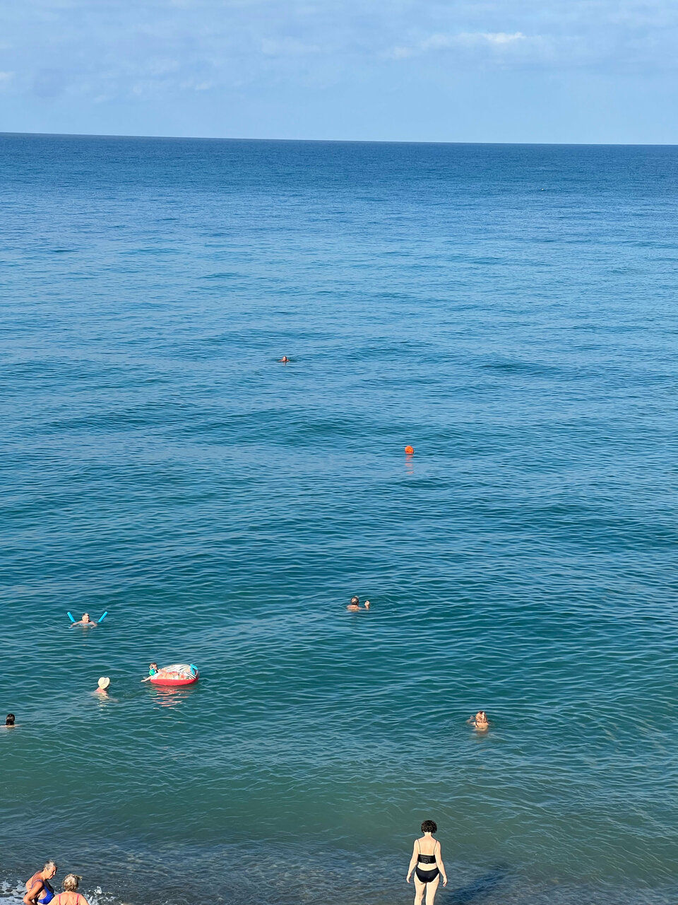 Гостиница Пионер Лоо-102