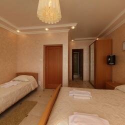 Гостиница Пионер Лоо-90