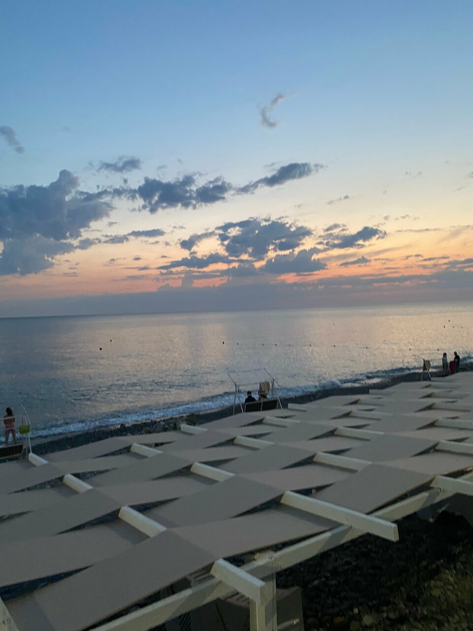 Гостиница Пионер Лоо-105