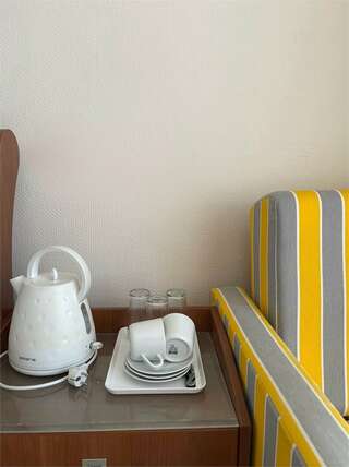 Гостиница Пионер Лоо Трехместный номер Делюкс с видом на море-4