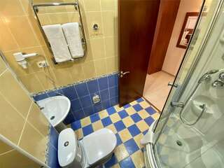 Гостиница Пионер Лоо Трехместный номер Делюкс с видом на море-7