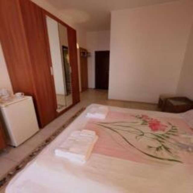 Гостиница Пионер Лоо-59