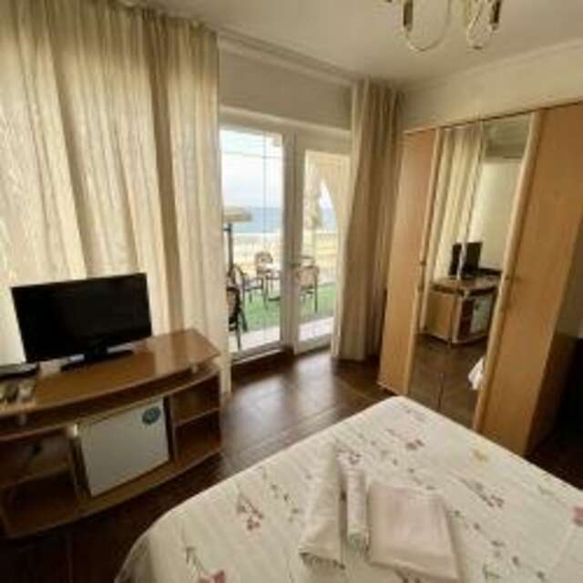 Гостиница Пионер Лоо-93