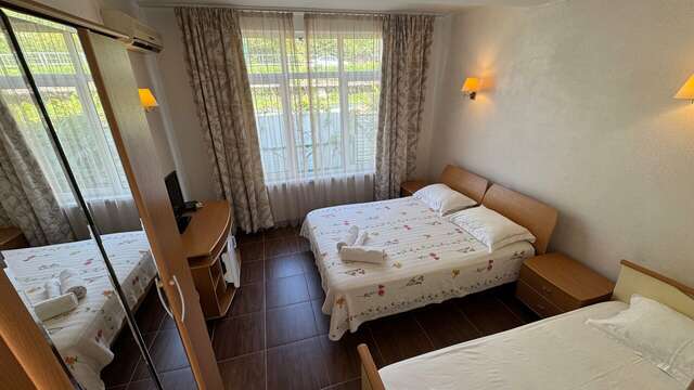 Гостиница Пионер Лоо-118