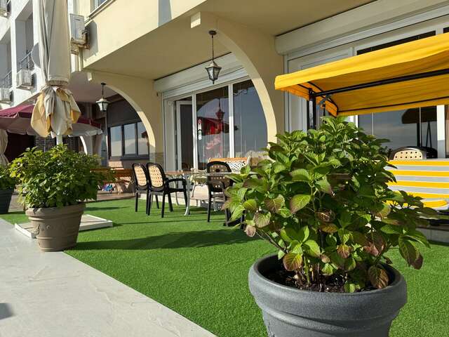 Гостиница Пионер Лоо-103