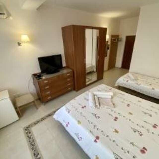 Гостиница Пионер Лоо-97